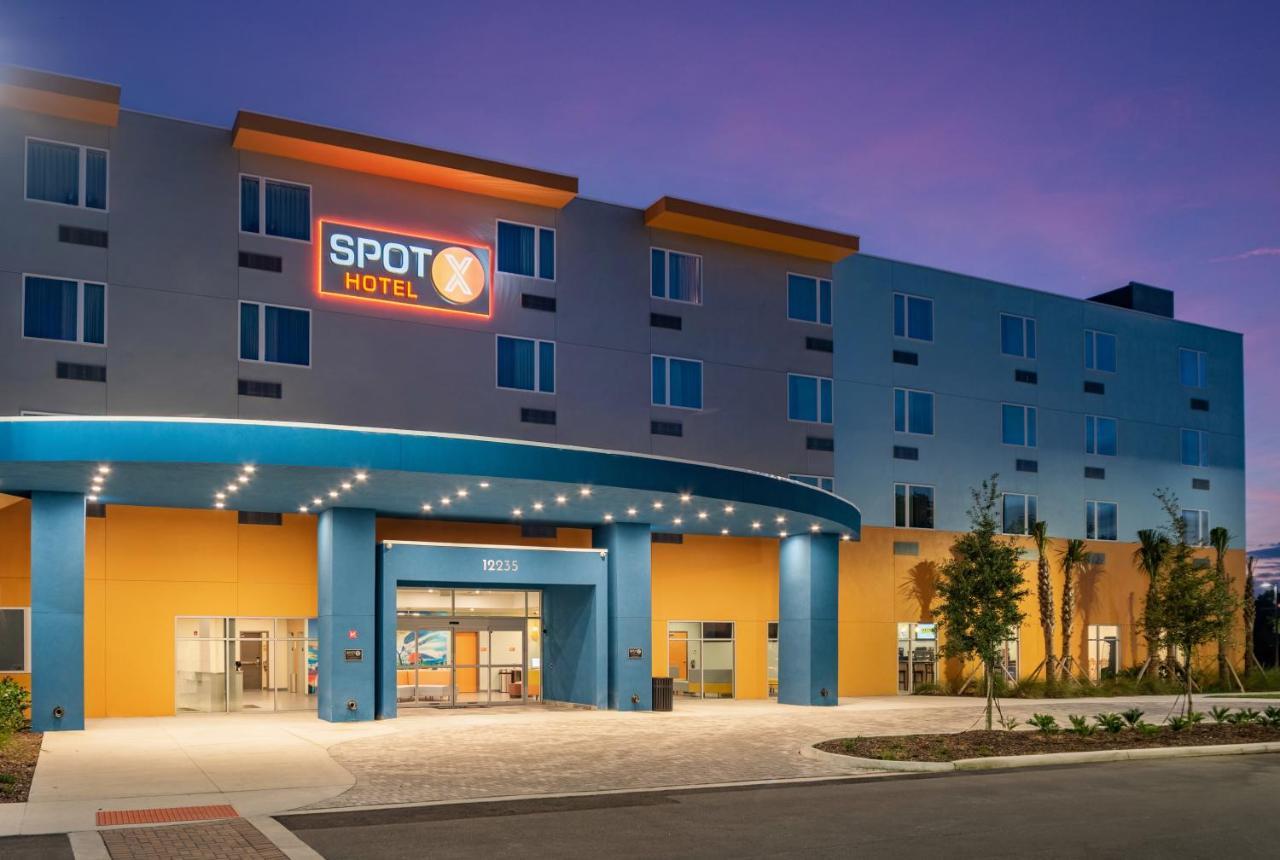 Spot X Orlando Intl Dr By The Red Collection Hotel