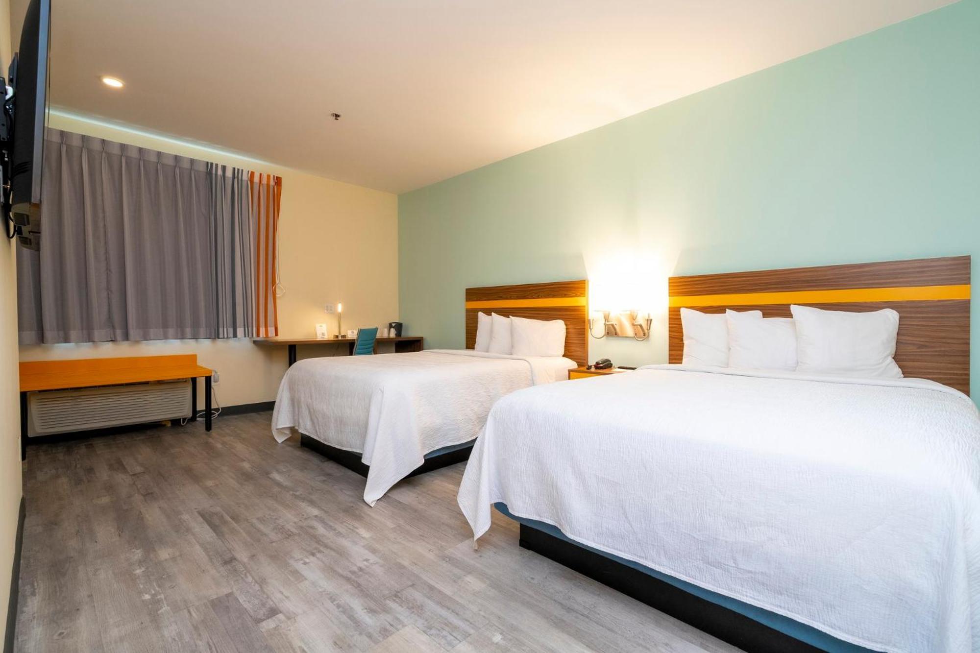 Hotel Spot X Orlando Intl Dr By The Red Collection